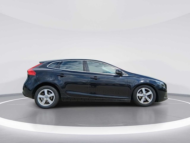 Volvo v40 2.0 d2 summum business| hr-843-t - afbeelding 32 van  32