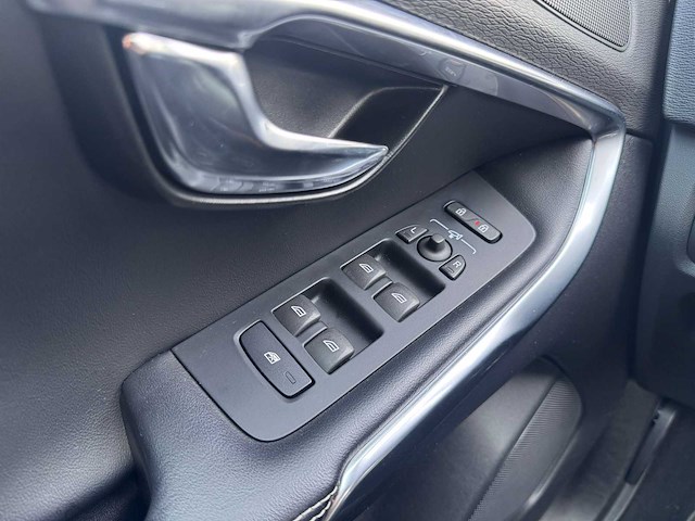 Volvo v40 2.0 d3 business sport; rv-473-p - afbeelding 10 van  16