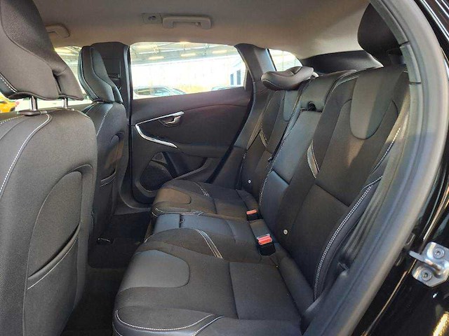 Volvo v40 2.0 d3 nordic* pg-905-l - afbeelding 9 van  18