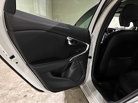 Volvo v40 2.0 d3 summum 148pk 2012, l-445-xl - afbeelding 27 van  54