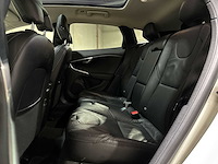 Volvo v40 2.0 d3 summum 148pk 2012, l-445-xl - afbeelding 28 van  54