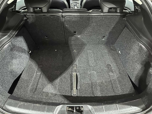 Volvo v40 2.0 d3 summum 148pk 2012, l-445-xl - afbeelding 29 van  54