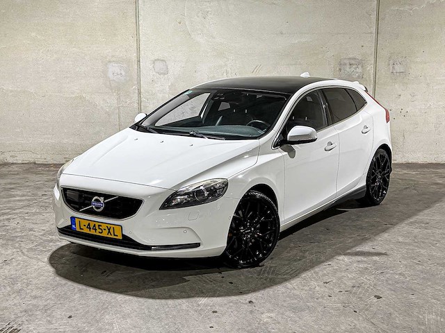 Volvo v40 2.0 d3 summum 148pk 2012, l-445-xl - afbeelding 34 van  54