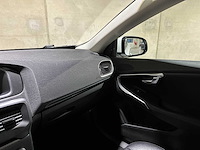 Volvo v40 2.0 d3 summum 148pk 2012, l-445-xl - afbeelding 13 van  20