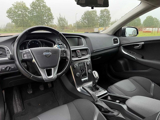 Volvo v40 2.0 d3 summum , kf-863-r - afbeelding 10 van  25