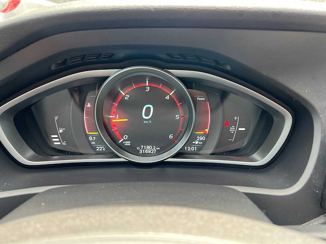 Volvo v40 2.0 d4 momentum bns, 6-xbt-28 - afbeelding 12 van  22