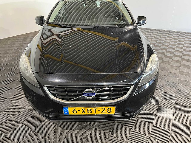 Volvo v40 2.0 d4 momentum bns, 6-xbt-28 - afbeelding 18 van  22