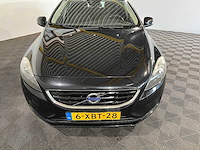 Volvo v40 2.0 d4 momentum bns, 6-xbt-28 - afbeelding 18 van  22