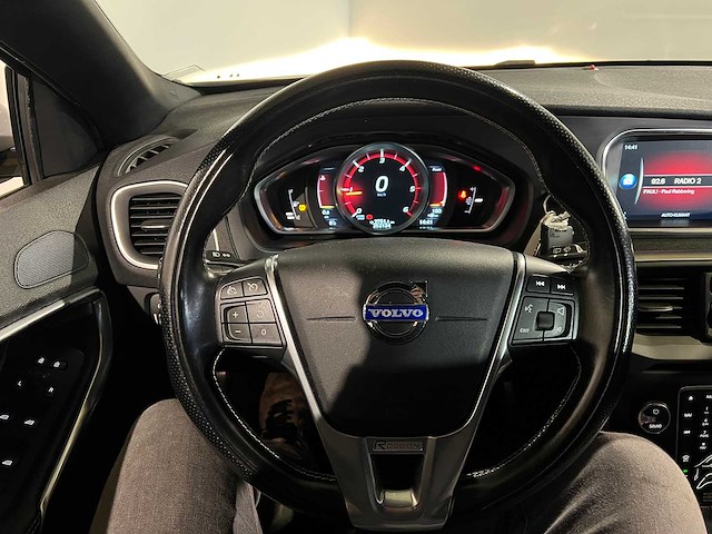 Volvo v40 2.0 d4 r-design bns, 9-xgv-76 - afbeelding 6 van  17