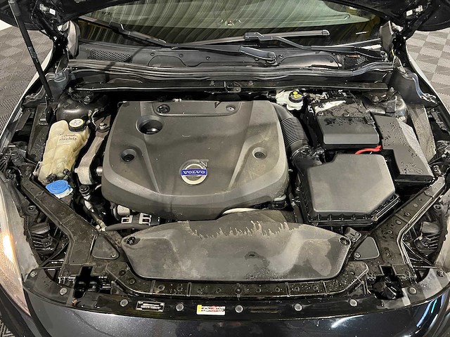 Volvo v40 2.0 d4 r-design bns, 9-xgv-76 - afbeelding 8 van  17