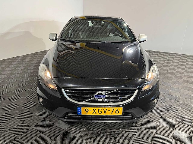 Volvo v40 2.0 d4 r-design bns, 9-xgv-76 - afbeelding 9 van  17