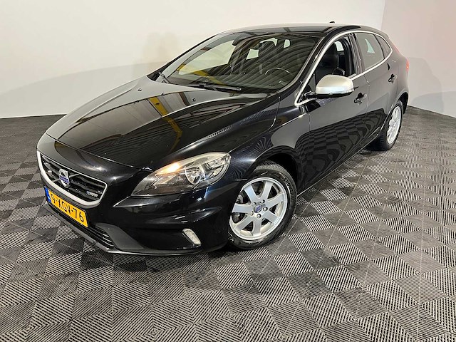 Volvo v40 2.0 d4 r-design bns, 9-xgv-76 - afbeelding 1 van  17