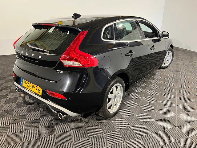 Volvo v40 2.0 d4 r-design bns, 9-xgv-76 - afbeelding 13 van  17