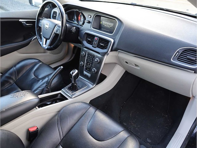 Volvo v40 2.0 d4 summum business 2014, 3-zdz-34 - afbeelding 6 van  28
