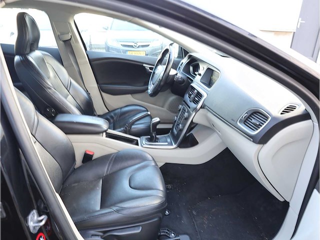 Volvo v40 2.0 d4 summum business 2014, 3-zdz-34 - afbeelding 11 van  28