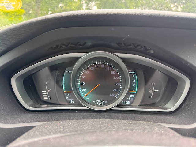 Volvo v40 2.0 d4 summum business, 8-zbx-41 - afbeelding 16 van  17