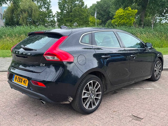 Volvo v40 2.0 d4 summum business, 8-zbx-41 - afbeelding 10 van  13