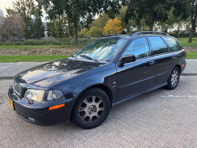 Volvo v40 2.0 europa, 89-pn-fg - afbeelding 1 van  10