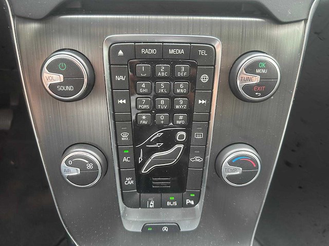 Volvo v40 2.0 t3 summum* n-132-xj - afbeelding 7 van  17