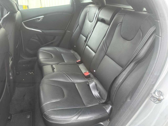 Volvo v40 2.0 t3 summum* n-132-xj - afbeelding 14 van  17