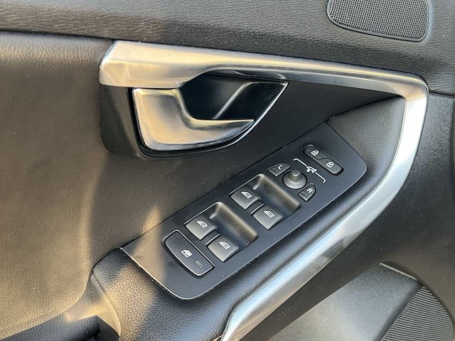 Volvo v40 cross country 1.5 t3 polar+ luxury 2019 | zs-203-n - afbeelding 2 van  30