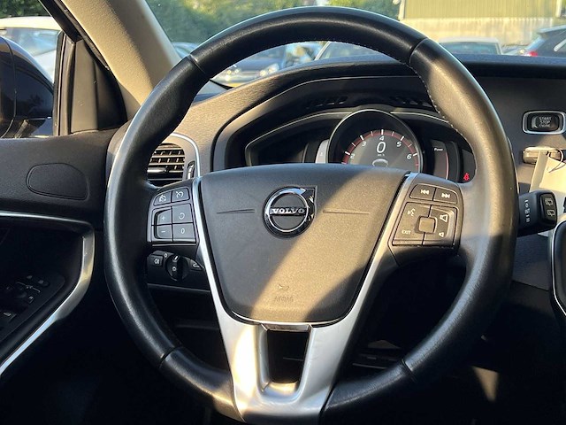 Volvo v40 cross country 1.5 t3 polar+ luxury 2019 | zs-203-n - afbeelding 6 van  30