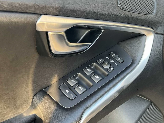 Volvo v40 cross country 1.5 t3 polar+ luxury 2019 | zs-203-n - afbeelding 2 van  32