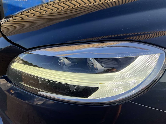 Volvo v40 cross country 1.5 t3 polar+ luxury 2019 | zs-203-n - afbeelding 25 van  32