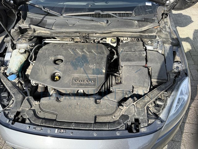 Volvo v40 cross country 1.6 d2 base powershift 115 at, 2013 - afbeelding 17 van  27