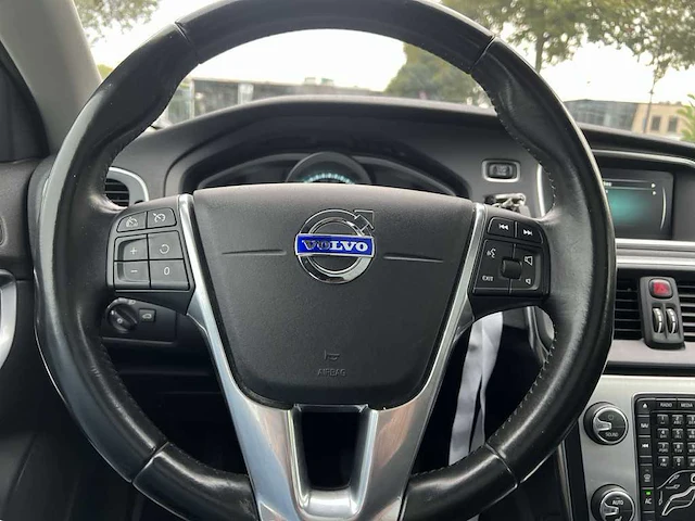 Volvo v40 cross country 2.0 t3 ocean race | gx-998-g - afbeelding 10 van  27