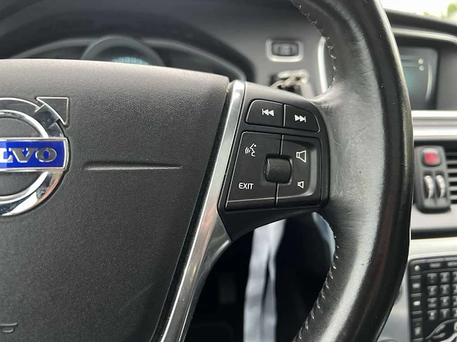 Volvo v40 cross country 2.0 t3 ocean race | gx-998-g - afbeelding 13 van  27
