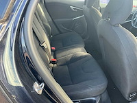 Volvo v40 personenauto - afbeelding 4 van  6