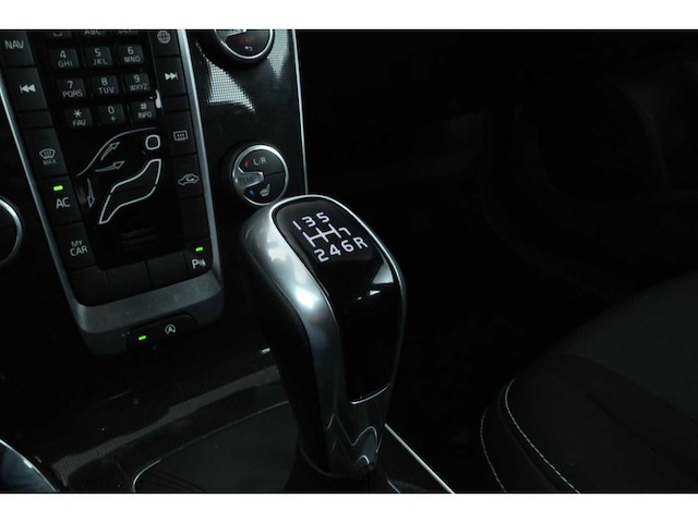 Volvo v40 t3 nordic 2.0 154pk 2017 (origineel-nl), nn-269-x - afbeelding 16 van  25