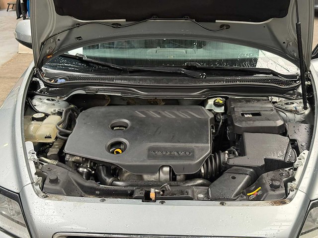 Volvo v50 1.6 d2 s s limited edition, 01-tnj-1 - afbeelding 15 van  17