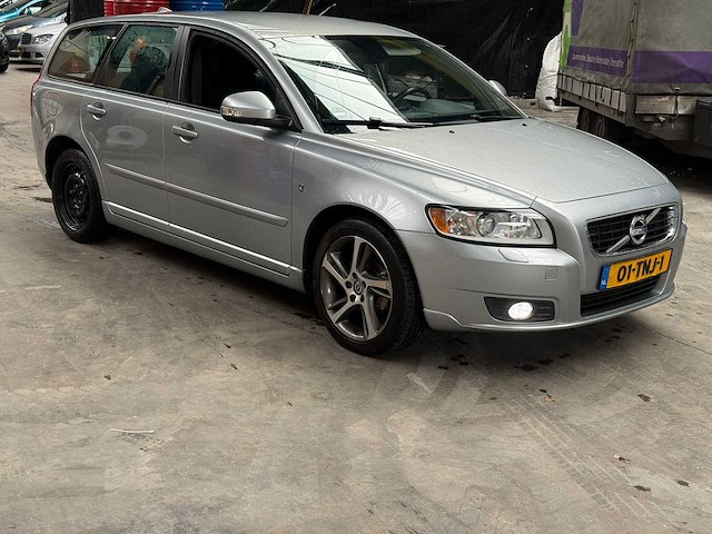 Volvo v50 1.6 d2 s s limited edition, 01-tnj-1 - afbeelding 13 van  17