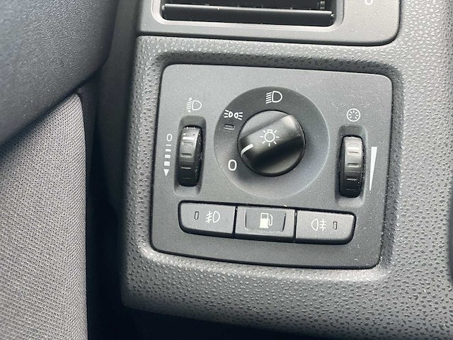 Volvo v50 1.6 d2 sport 2011 | 07-pns-1 - afbeelding 22 van  31