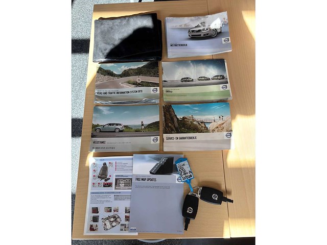 Volvo v50 1.6 d2 s/s momentum, 9-xpx-74 - afbeelding 10 van  19