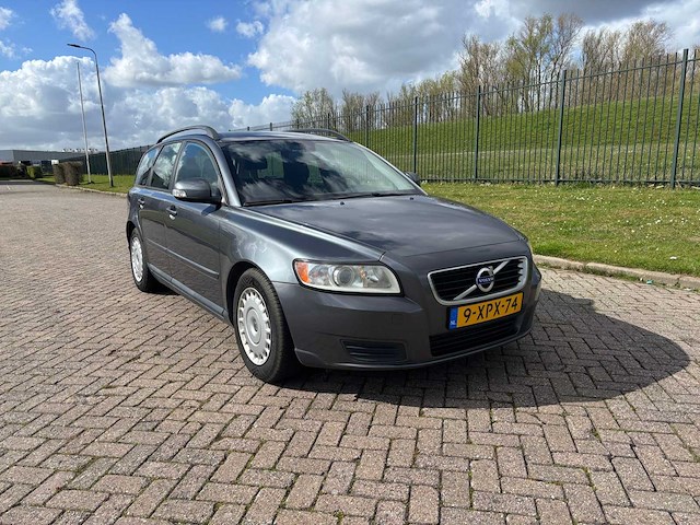 Volvo v50 1.6 d2 s/s momentum, 9-xpx-74 - afbeelding 13 van  19