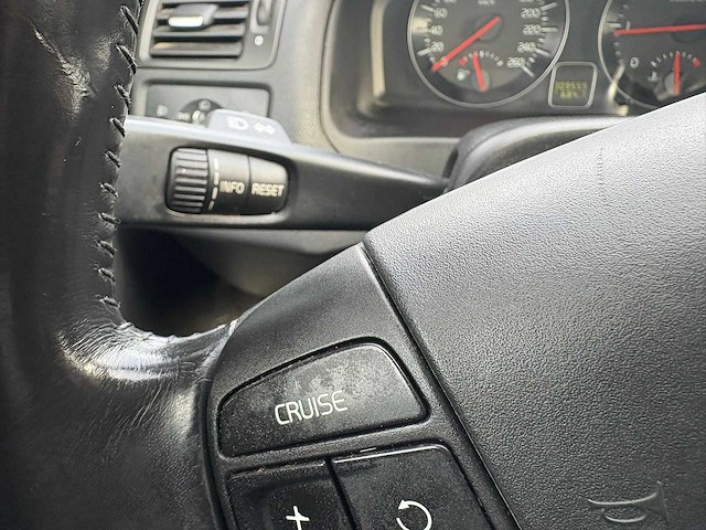 Volvo v50 1.6 d2 s/s r-d.proed, pp-533-j - afbeelding 14 van  28