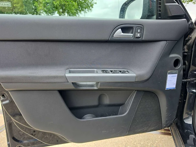 Volvo v50 1.6 kinetic | 26-kxp-9 i - afbeelding 2 van  30