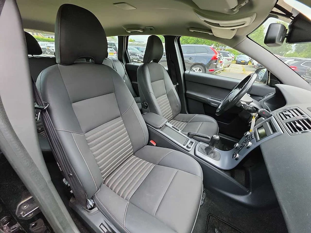 Volvo v50 1.6 kinetic | 26-kxp-9 i - afbeelding 20 van  30