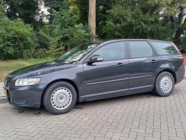 Volvo v50 1.6d drive, hzg-56-j - afbeelding 2 van  7