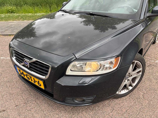 Volvo v50 1.8 momentum, 54-gtj-6 - afbeelding 2 van  14