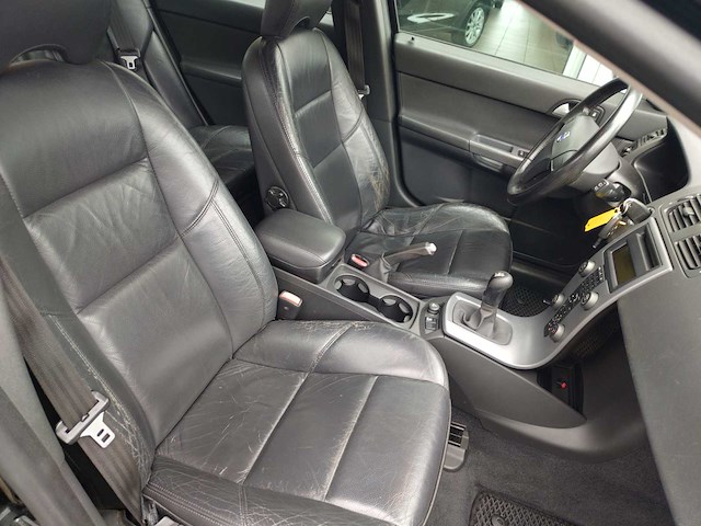 Volvo v50 1.8 momentum, 85-rp-kz - afbeelding 8 van  12