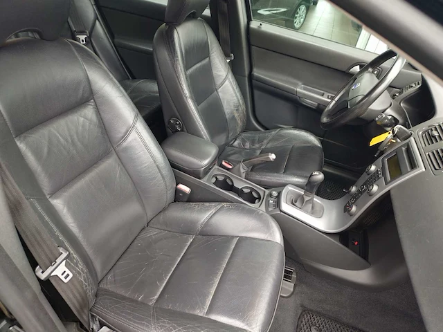 Volvo v50 1.8 momentum, 85-rp-kz - afbeelding 8 van  12