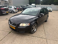 Volvo v50 2.0d momentum automaat, 55-gfj-7 - afbeelding 1 van  11
