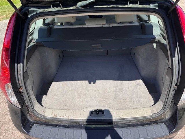 Volvo v50 2.4 kinetic, 46-gdn-5 - afbeelding 2 van  16