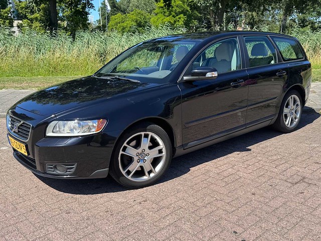 Volvo v50 2.4 kinetic, 46-gdn-5 - afbeelding 1 van  16