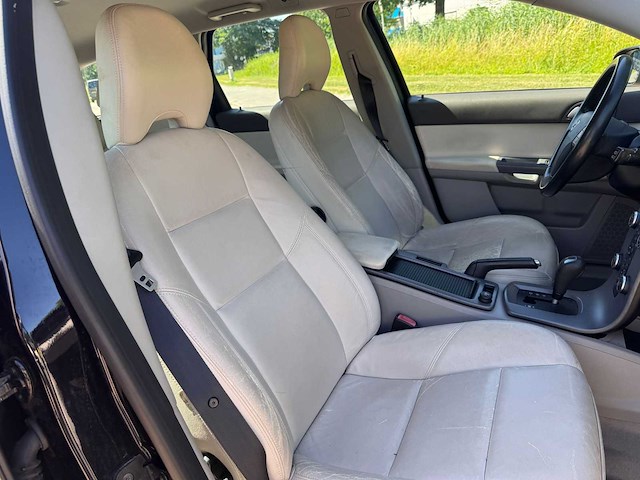 Volvo v50 2.4 kinetic, 46-gdn-5 - afbeelding 15 van  16