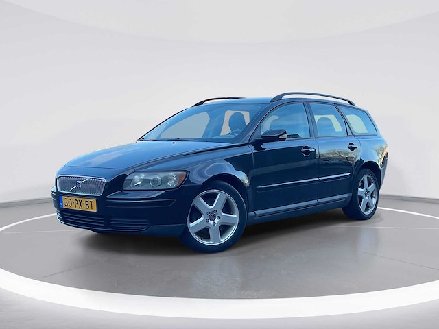 Volvo v50 2.4 momentum | 30-px-bt - afbeelding 1 van  24